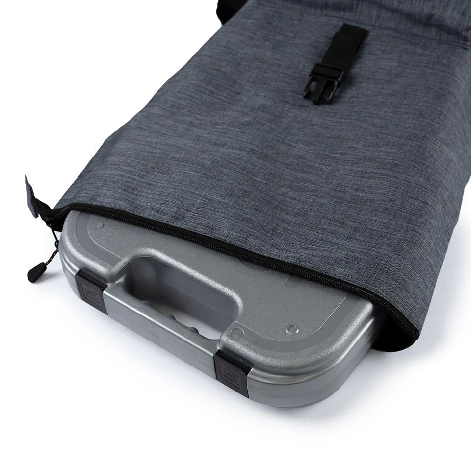 Glock Rucksack „Perfection“ – Grau – wasserdicht beschichtet – 32×14×41 cm, Bild 6 von 6