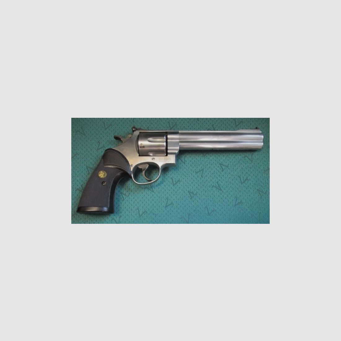 Revolver Smith & Wesson 629-4 Classic 6,5" mit Pachmayr Grip 629-4