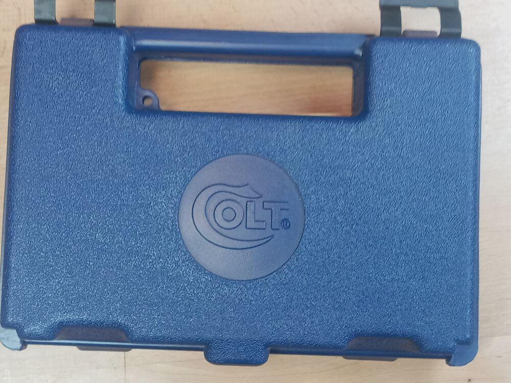 Colt Cobra