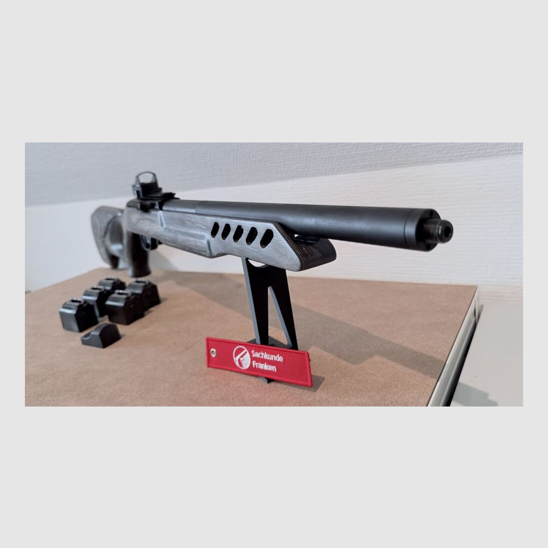 Ruger 10/22 Target Lite – Noblex Red Dot – 5 Magazine, Bild 3 von 8