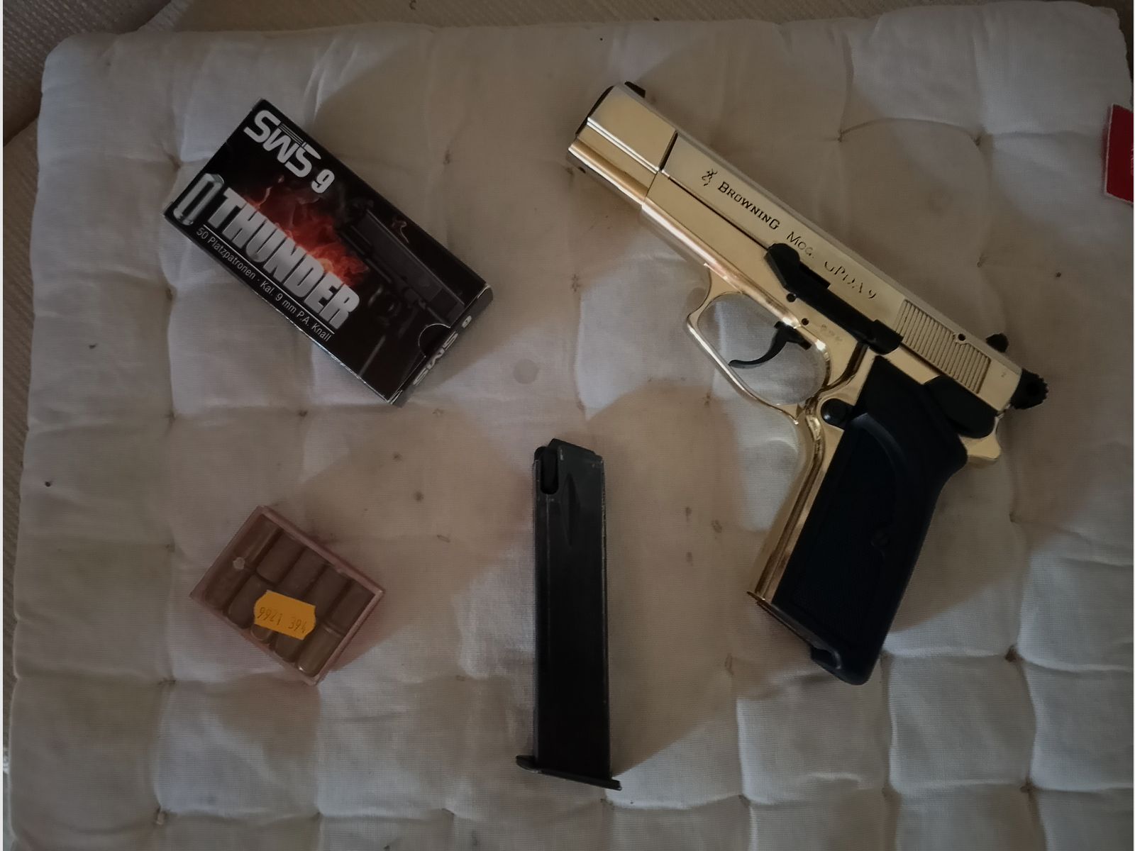 Browning Gpda9 Schreckschuss Pistole Ausführung Gold Ptb722 mit Platz und starken Gas Patronen 