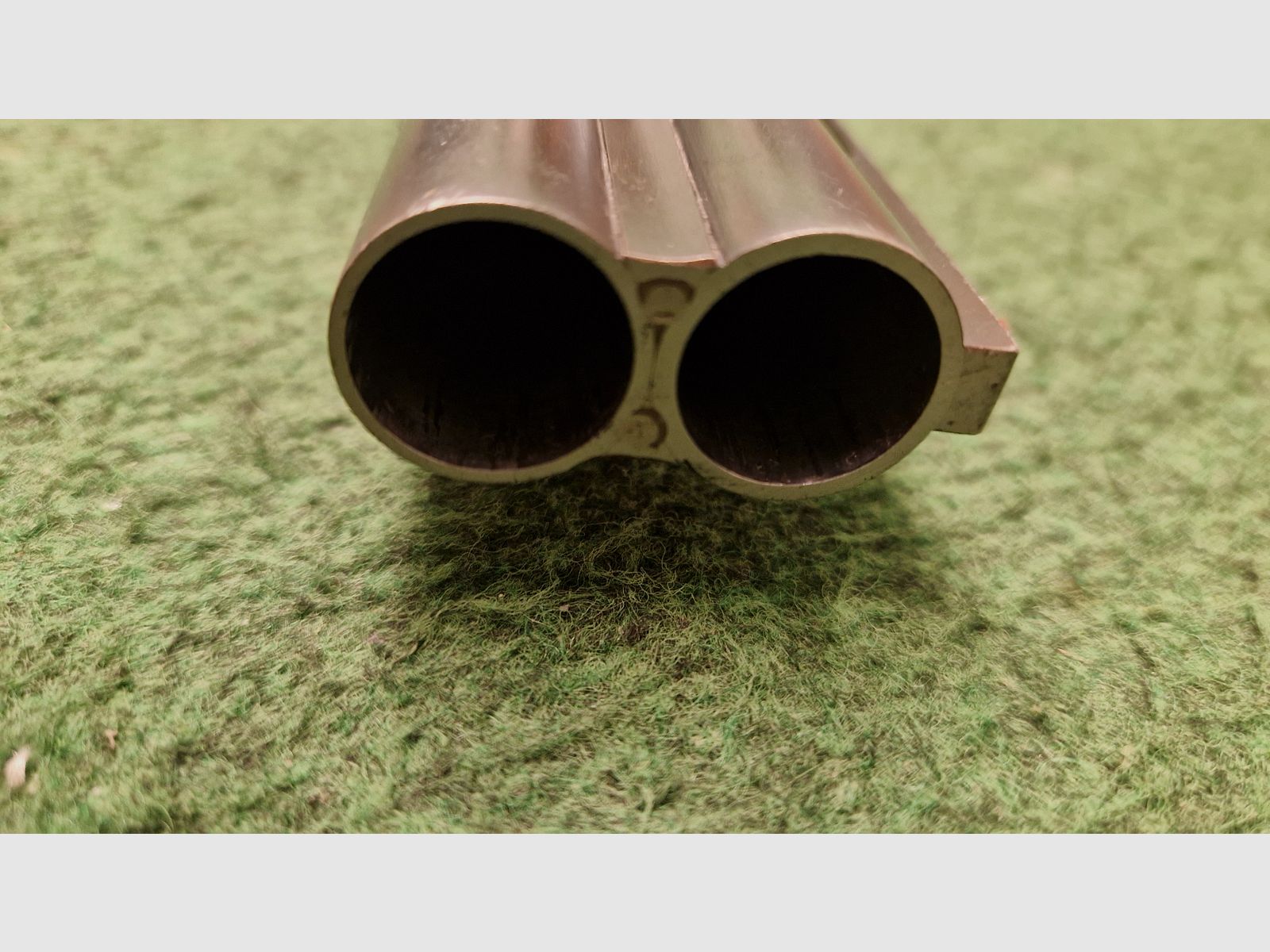 Sauer Beretta - over-and-under shotgun 12/70