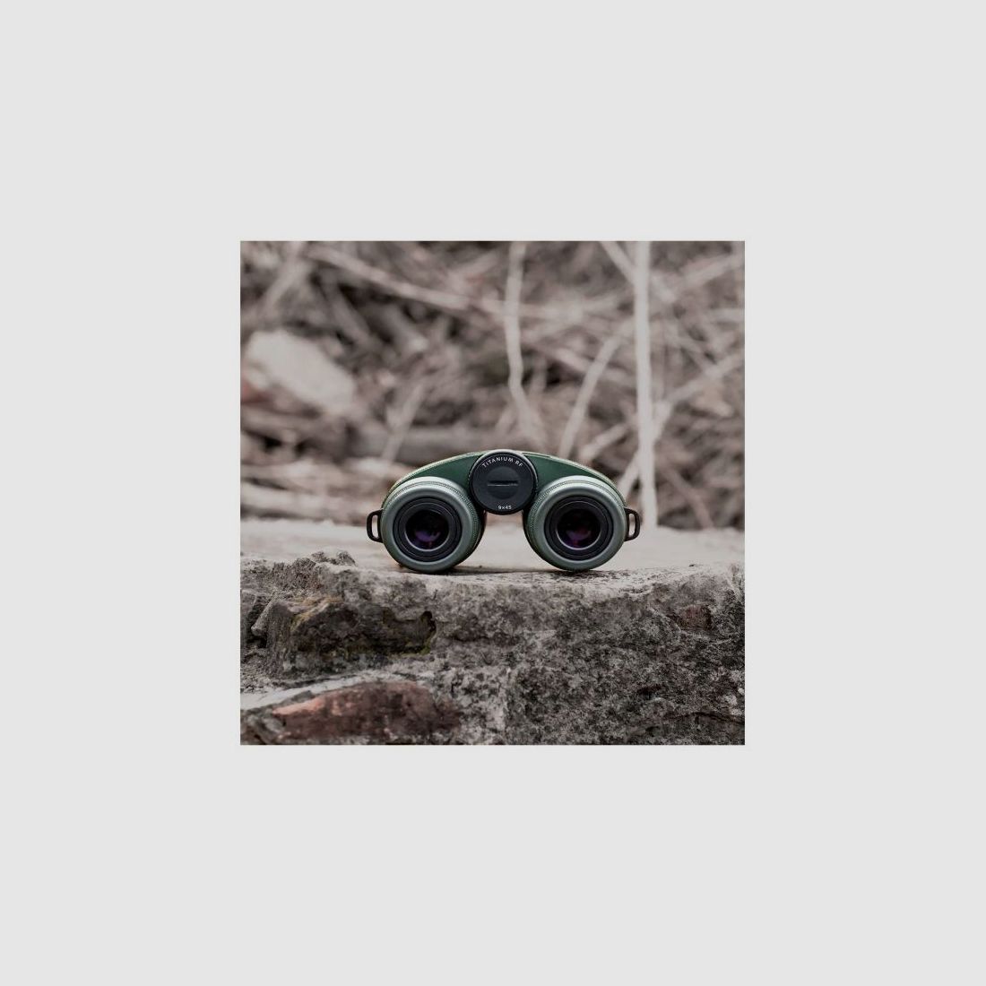 Delta Optical Fernglas mit Entfernungsmesser 9x45 RF, Bild 2 von 7
