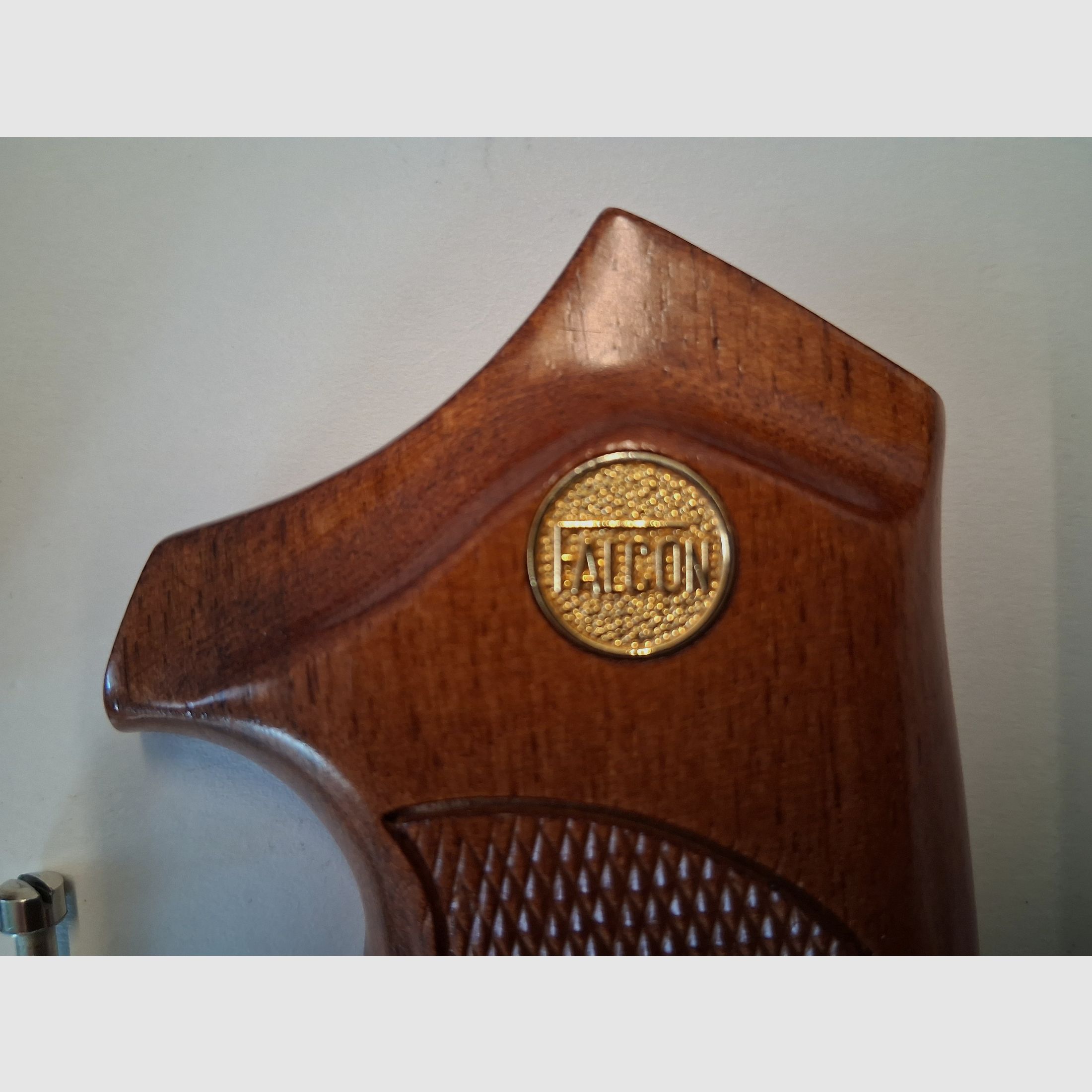 Falcon wooden grip panels for blank-firing revolvers (Colt Detective Special ?!)