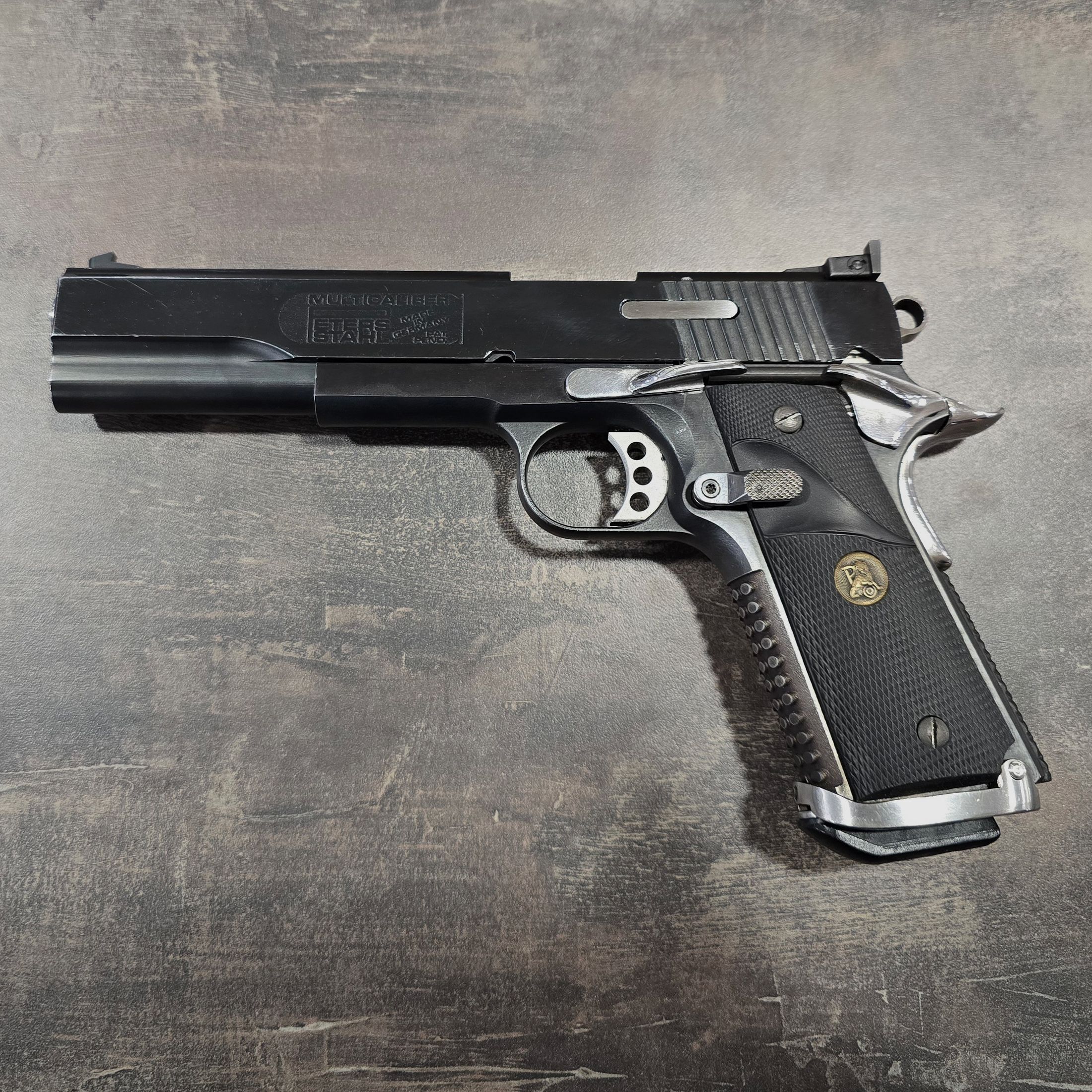 Peter-Stahl 1911 cal. 45 ACP mit Wechsellauf cal. 9×19 Gebraucht