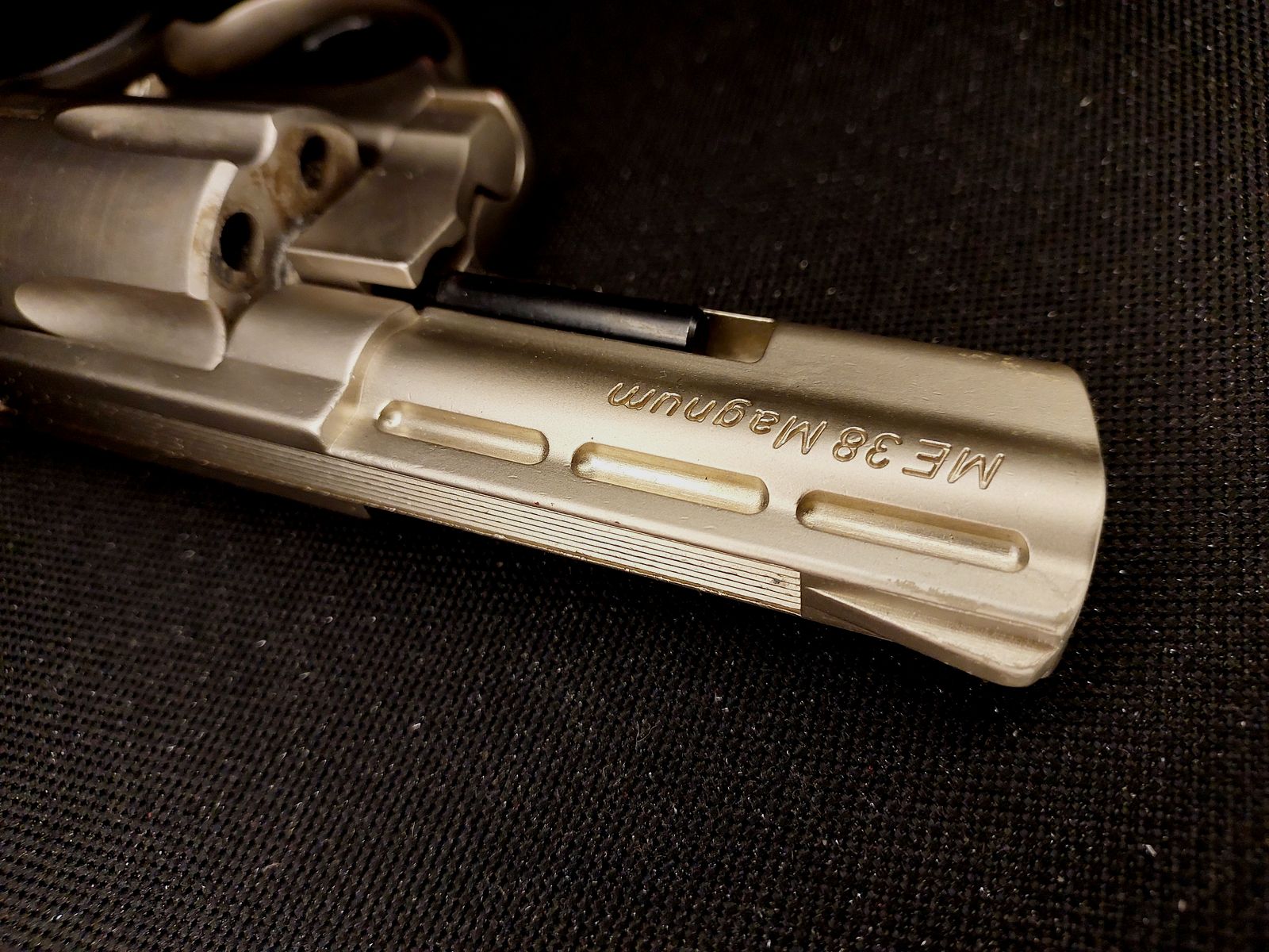 ME 38 Magnum Schreckschuss-Revolver, matt vernickelt im Kaliber 9mm R.K. (PTB 706)