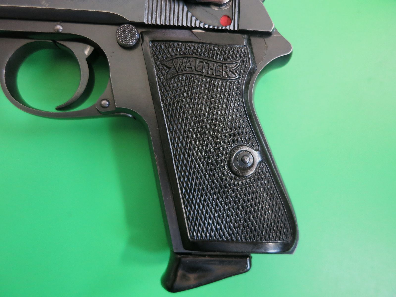 Pistolet semi-automatique, Walther PP, cal. 7,65 mm Br., Waffenfabrik Walther, Zella-Mehlis (Thür.) Mod.PP, 1929-30       #14