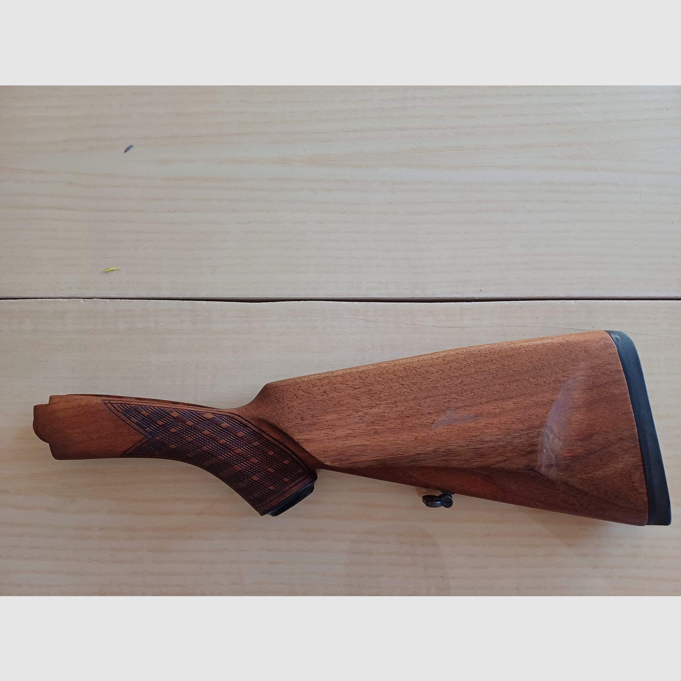 Fût en bois carabine à répétition KK