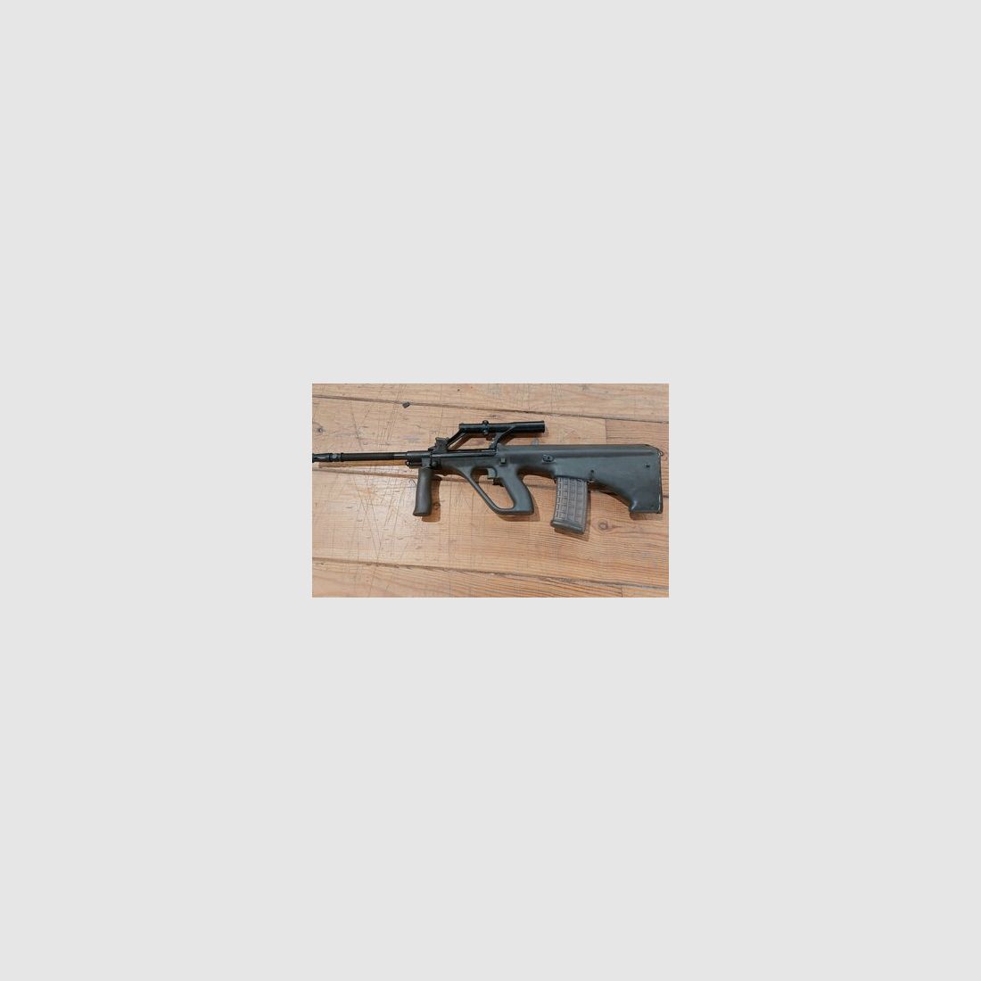 Unbrauchbar gemachtes Steyr Aug A1, Bild 2 von 9