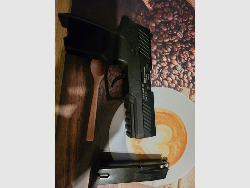 Sig Sauer P320 Top inkl Knallpatronen