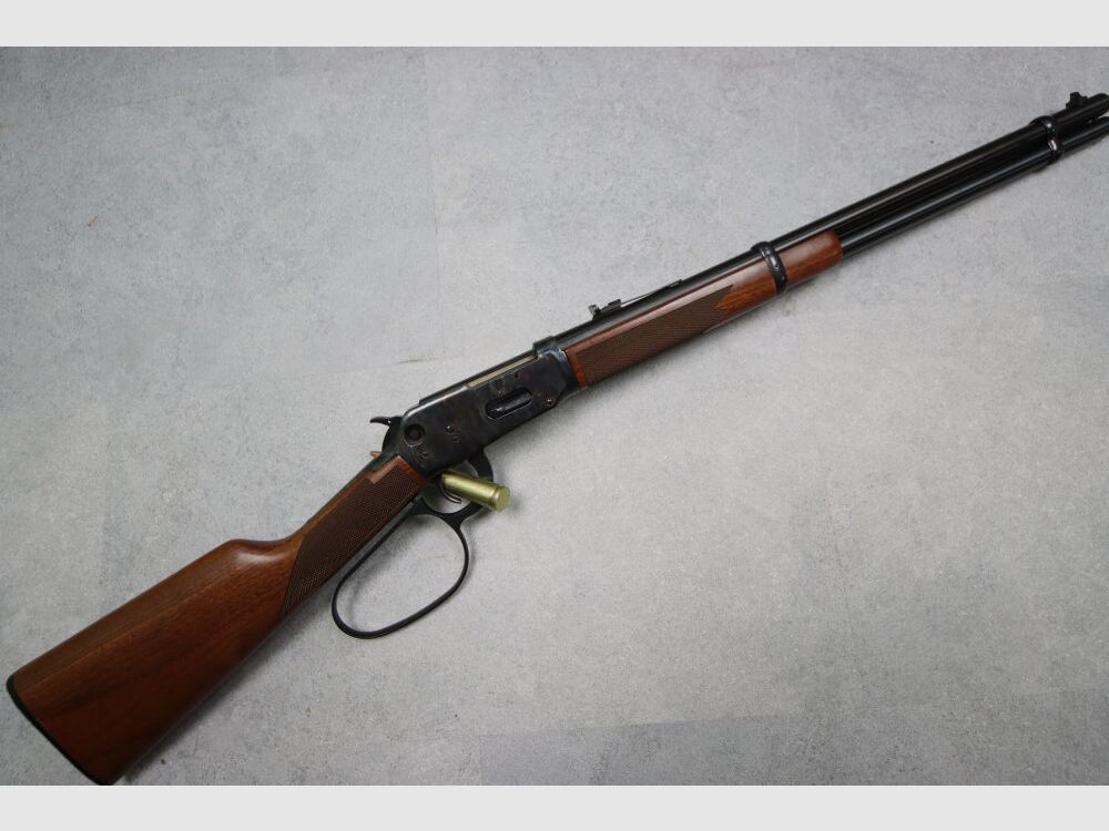 Winchester Model 94AE mit Large Loop
