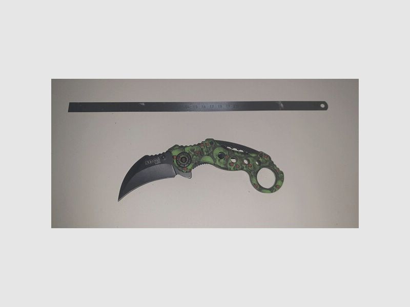 Messer Karambit Taschenmesser Klappmesser Zombi Knife