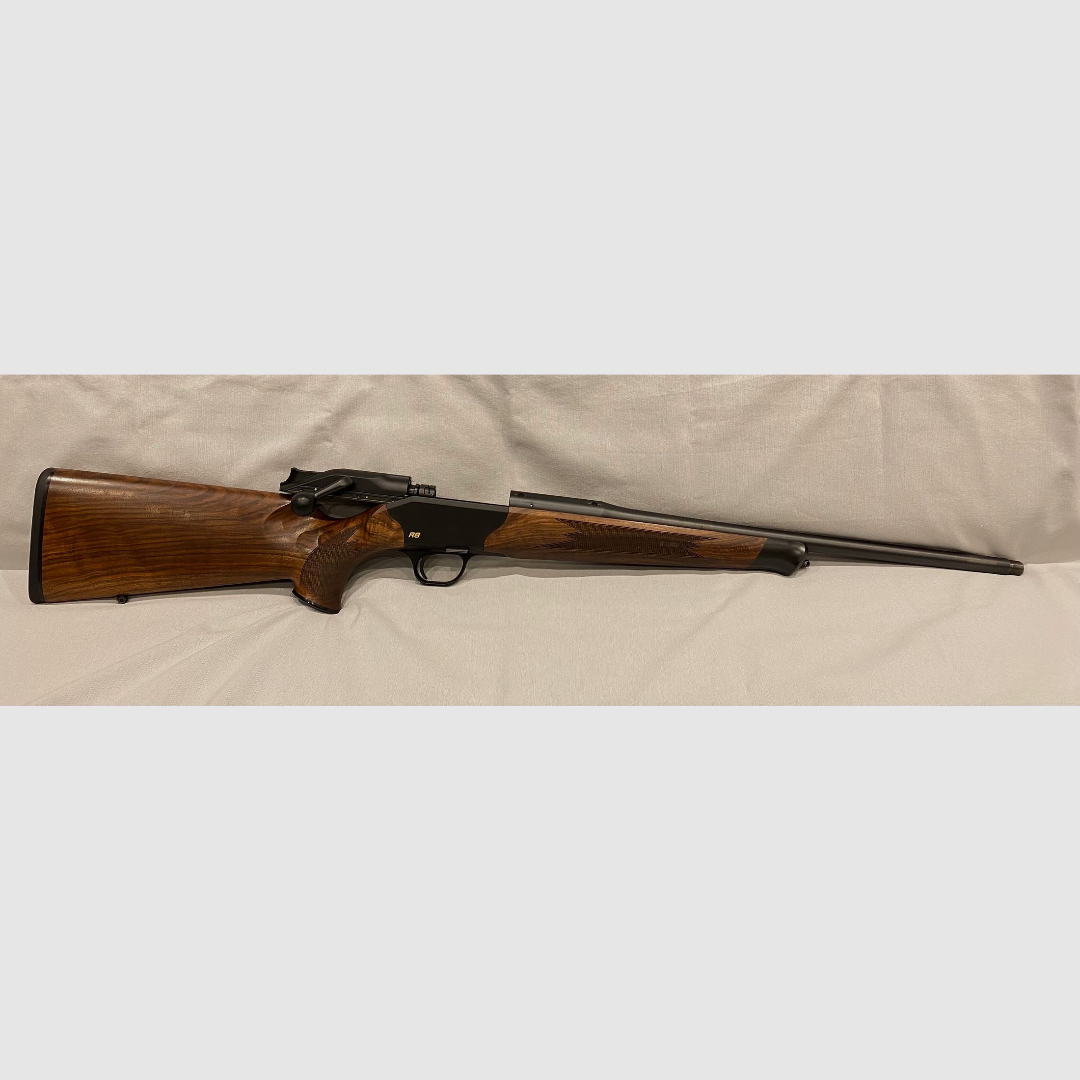 Blaser R8 Standard Holz mit Blaser Sattelmontage für Swarovski (Innenschiene)