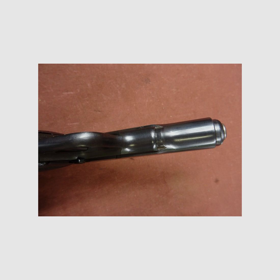 MAB-pistool model D [C500], afbeelding 11 van 13