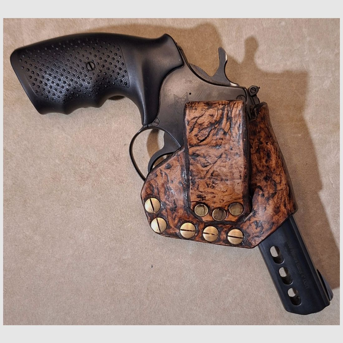  Steel Dog  4" Duty Tac Revolver 616, Type .209 Fiocchi Primers