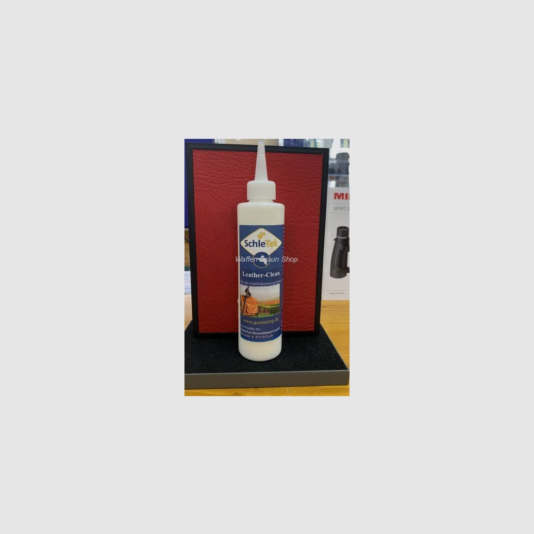 SchleTek Lederpflege und Reiniger Leather Clean