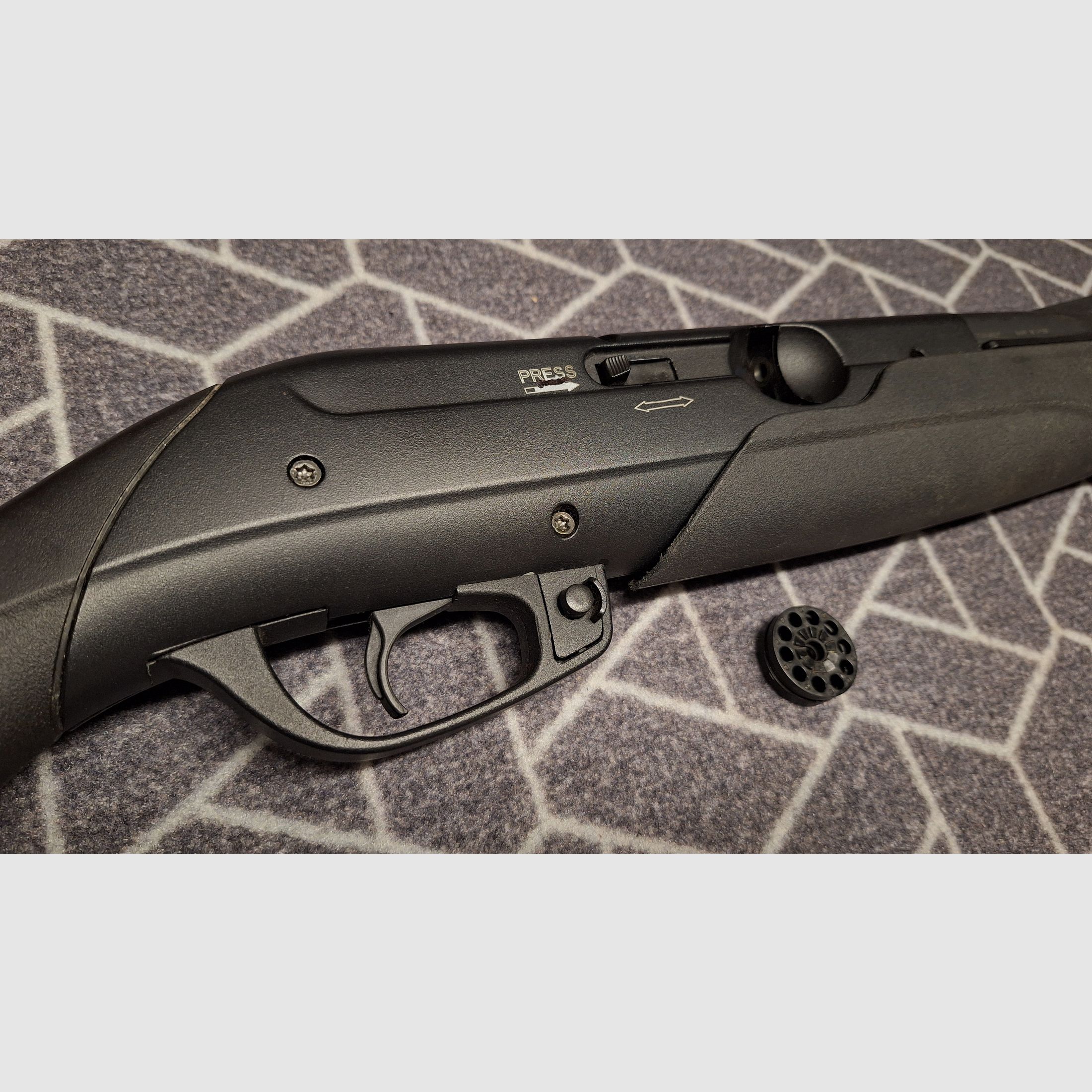 Gamo Extreme Pumpaction-Druckluft-Flinte mit 5 Magazinen! RARITÄT!