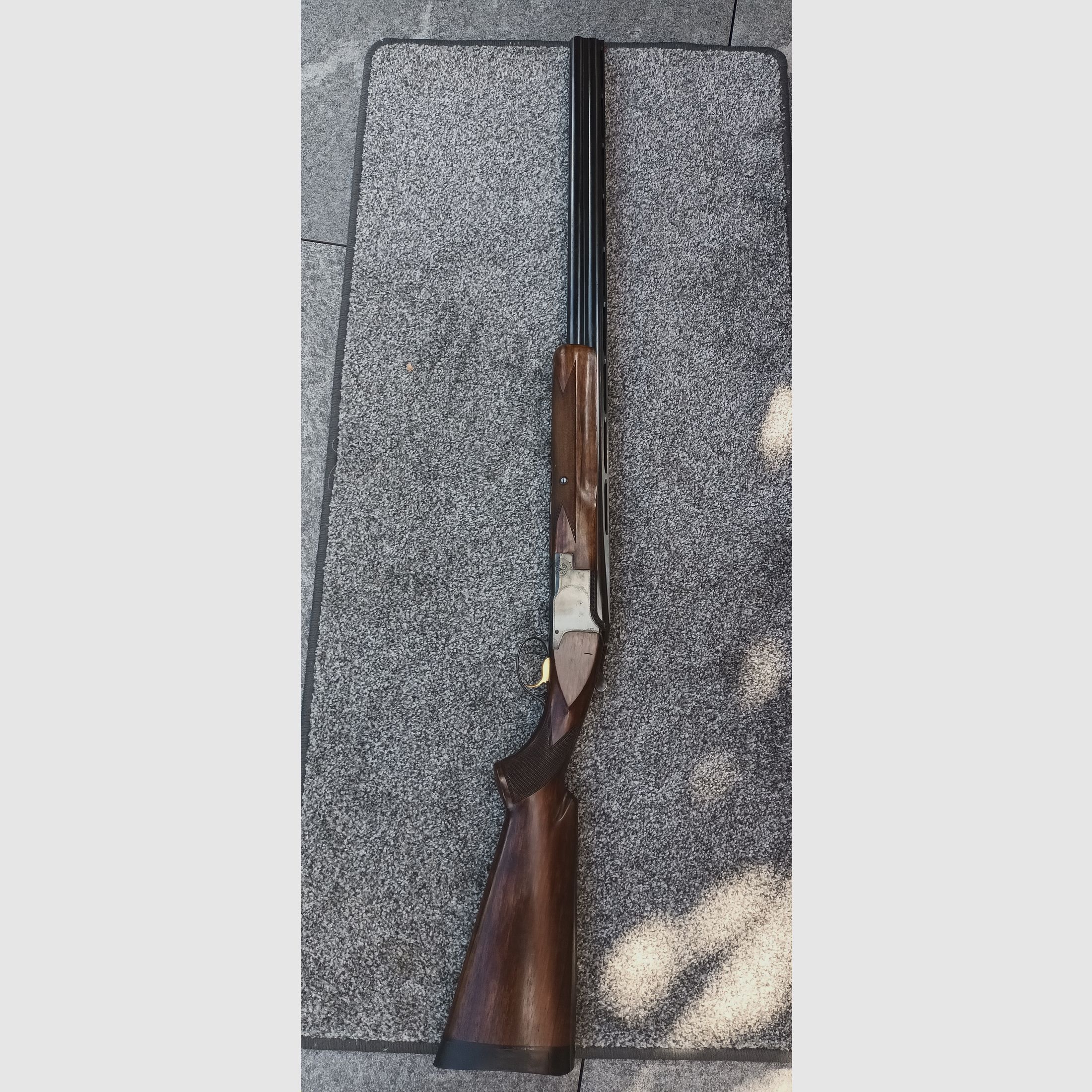 Browning B25