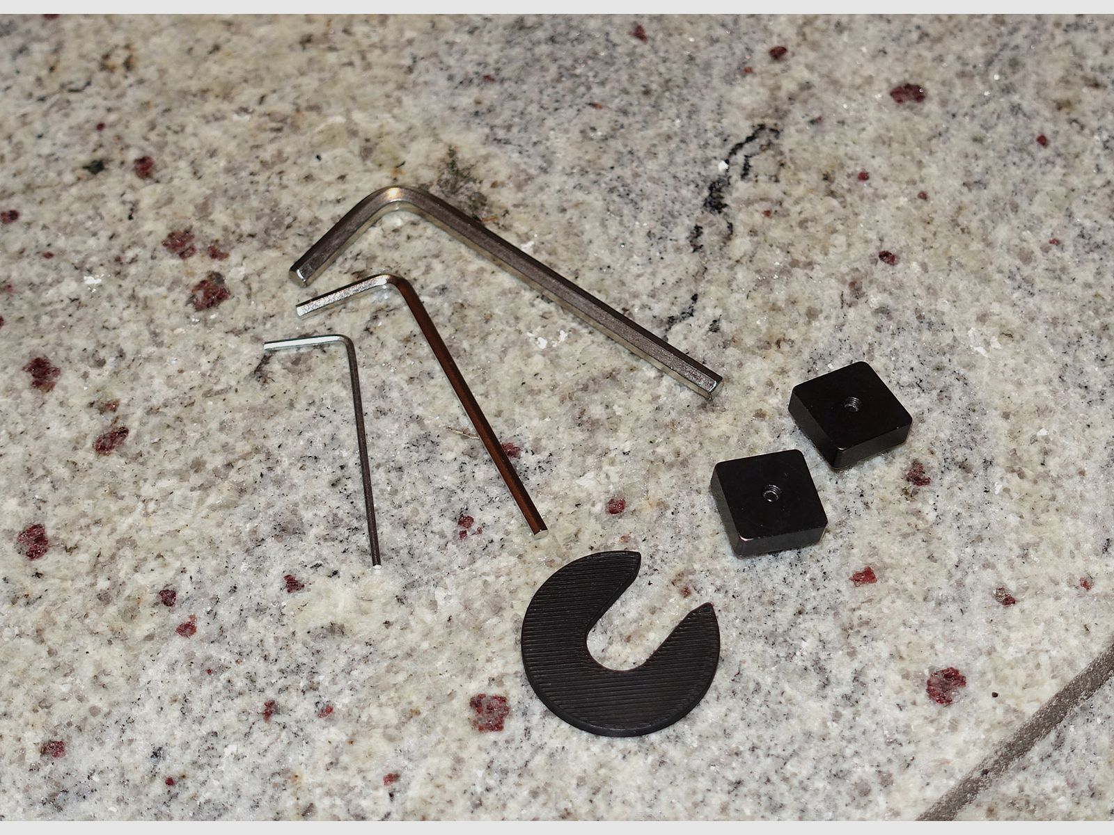 Matchpistool Steyr LP10 met accessoires / Grip S of M