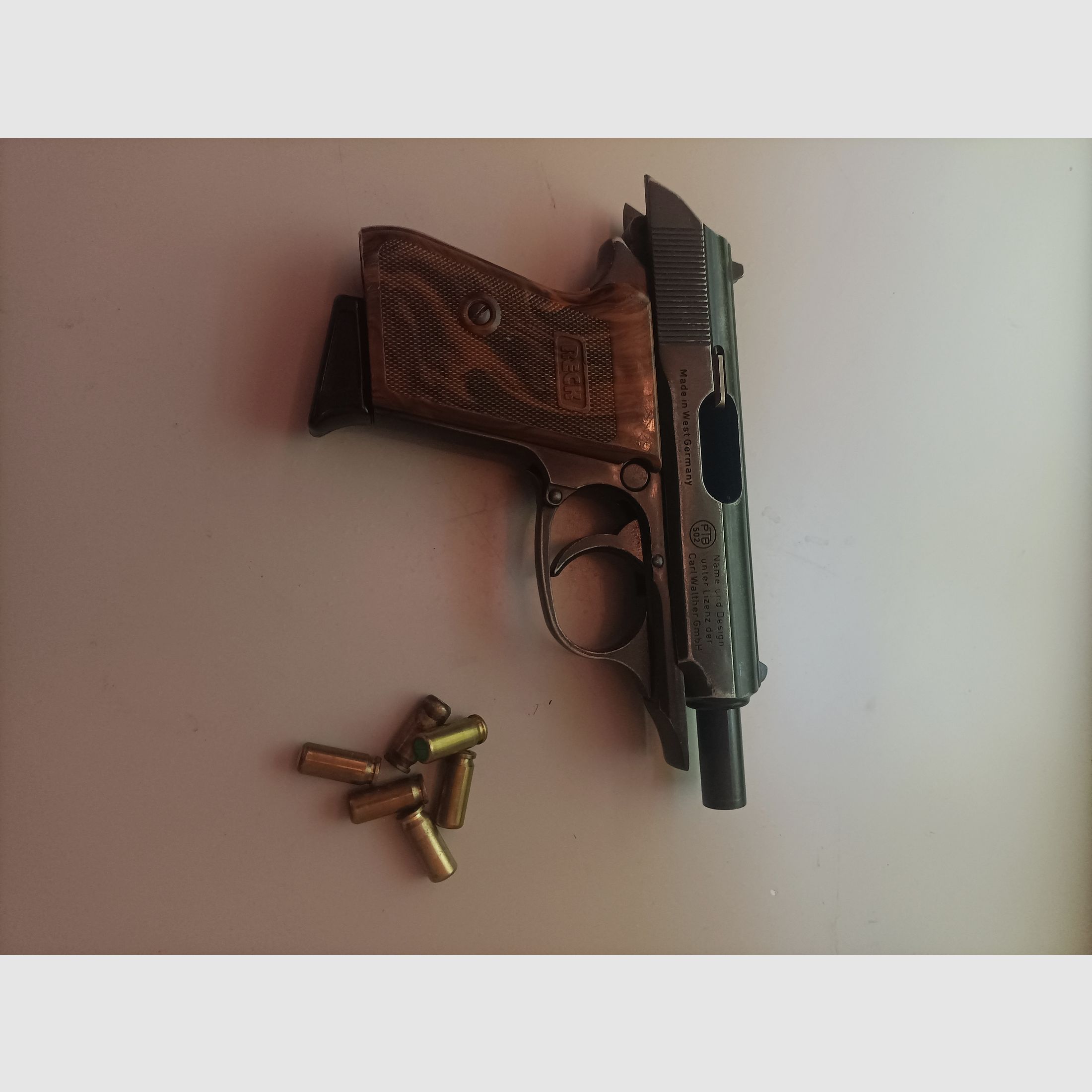 Walther PPK 8mm Knall