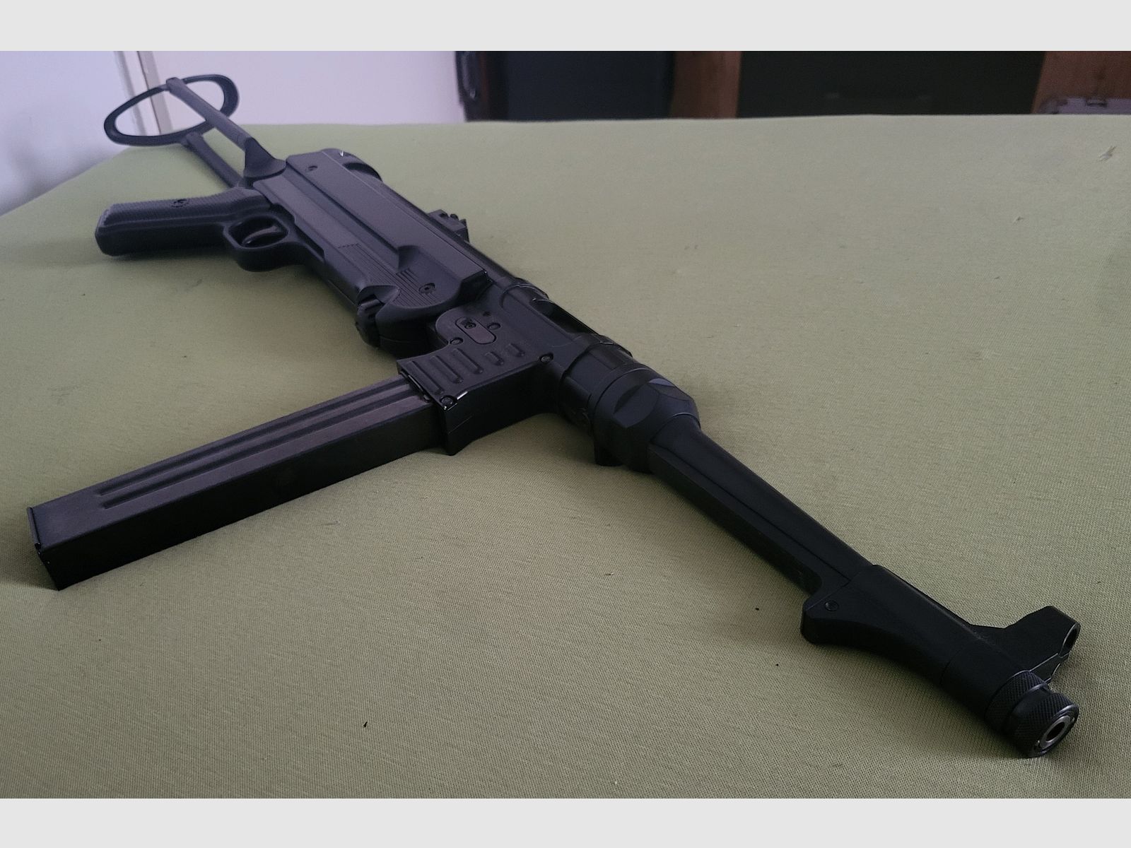 GSG MP40 9mm P.A.K. pistolet-mitrailleur à blanc