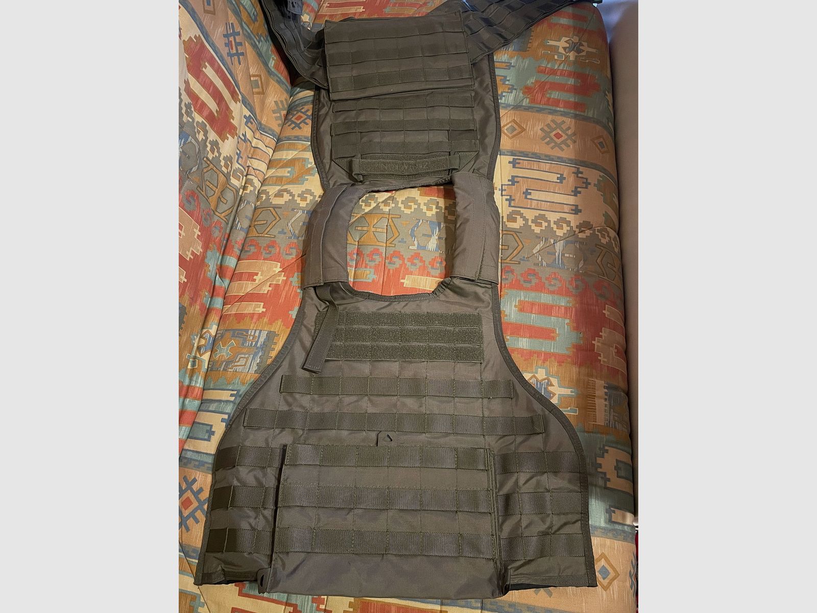 Collezione Airsoft - Tokyo Marui, HiCapa, WE - Beretta e AAP-01 aggiornamenti; portaplacca Zentauron Ares e molta attrezzatura