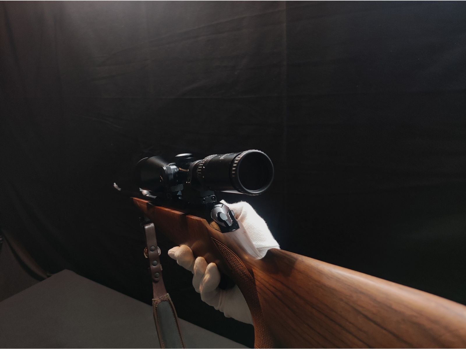 Mauser M94 repeating rifle - .30-06 - Schmidt & Bender 2.5–10x56 - Like new - incl. 183 rounds of ammunition