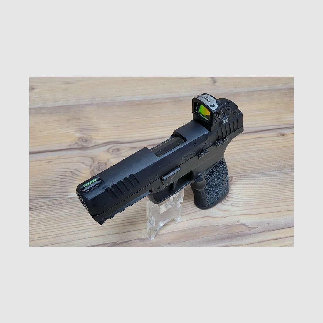 Sig Sauer P322 mit ROMEO-RS Compact Reflexvisier