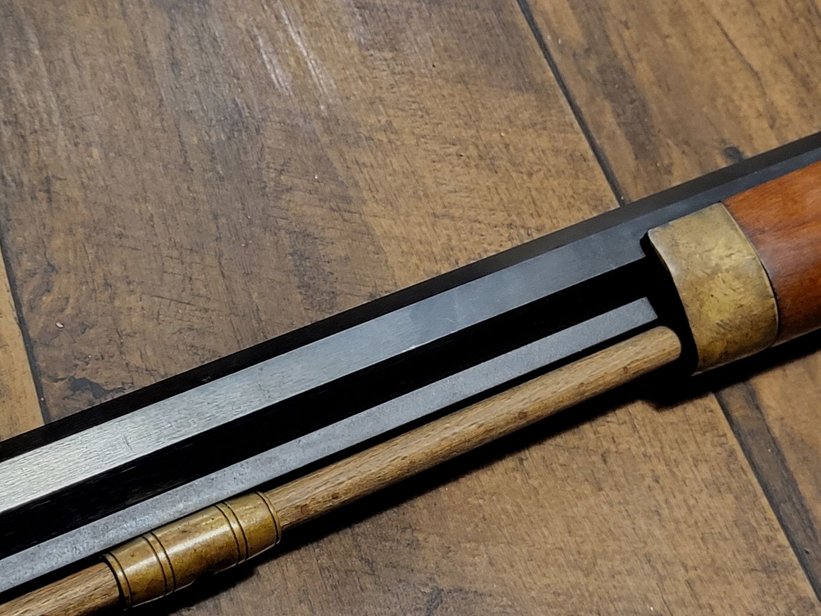 Investarm cal. 45 Perkussionsgewehr Hawken