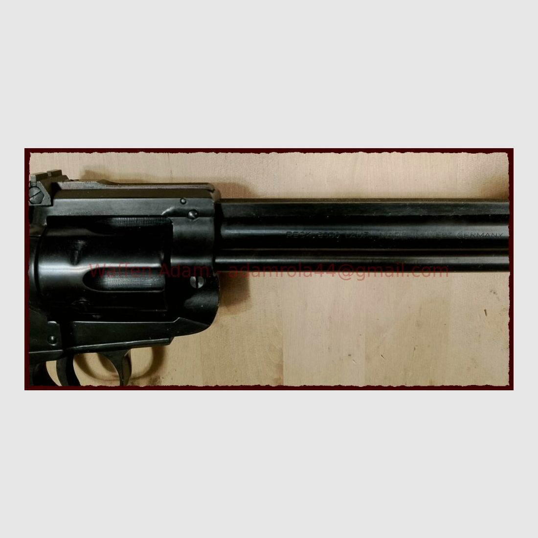 RECK F in het Pentagon SAA Revolver R14