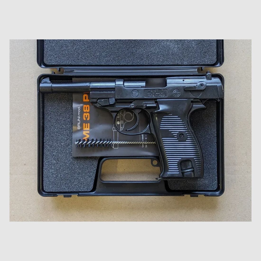 BRUNI ME 38P 8mm P.A.K. pistolet alarmowy - Walther P38 replika