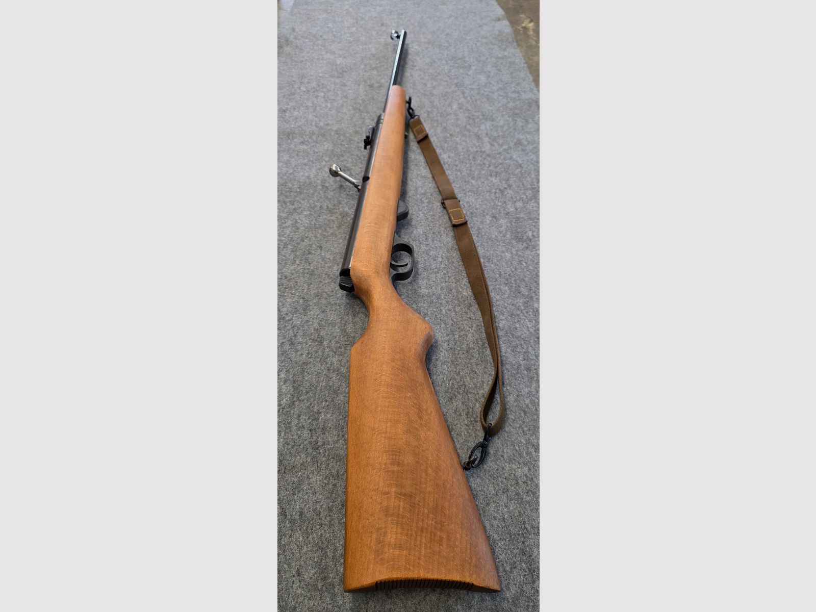 8.) Haenel Mod. 3.102 mit Feinabzug Q1 Qualität Bakelit Sicherung  Durchlader Kirmes Luftgewehr Cal. 4.4mm