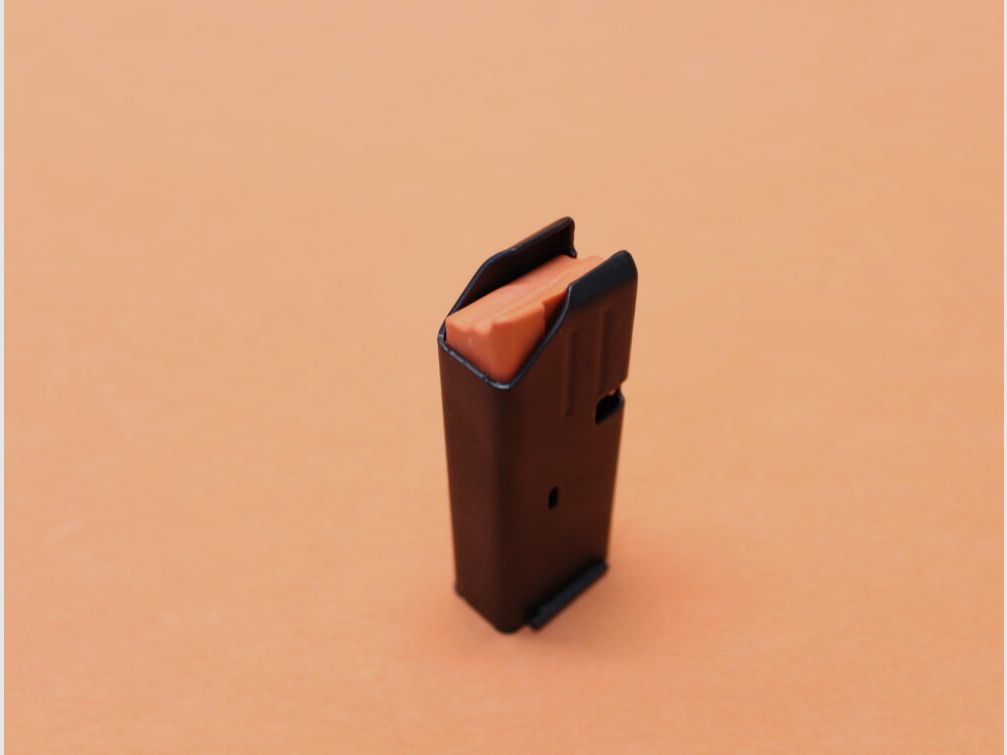 Duramag AR-15 9mm: Duramag magazine 10-round 9mm Luger steel, e.g. for Oberland Arms OA-15 PR M9 or similar.