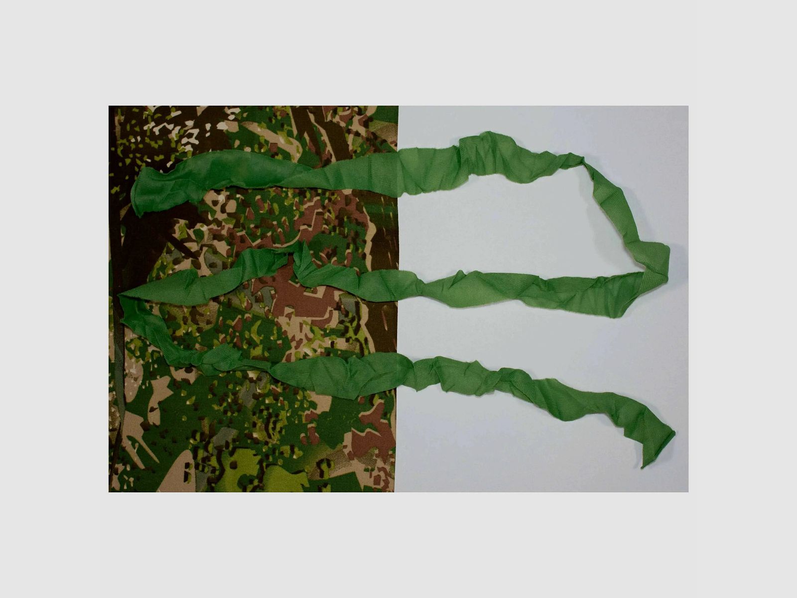 Ghosthood Ghosthood Tarnstreifen Strip Solid grass green