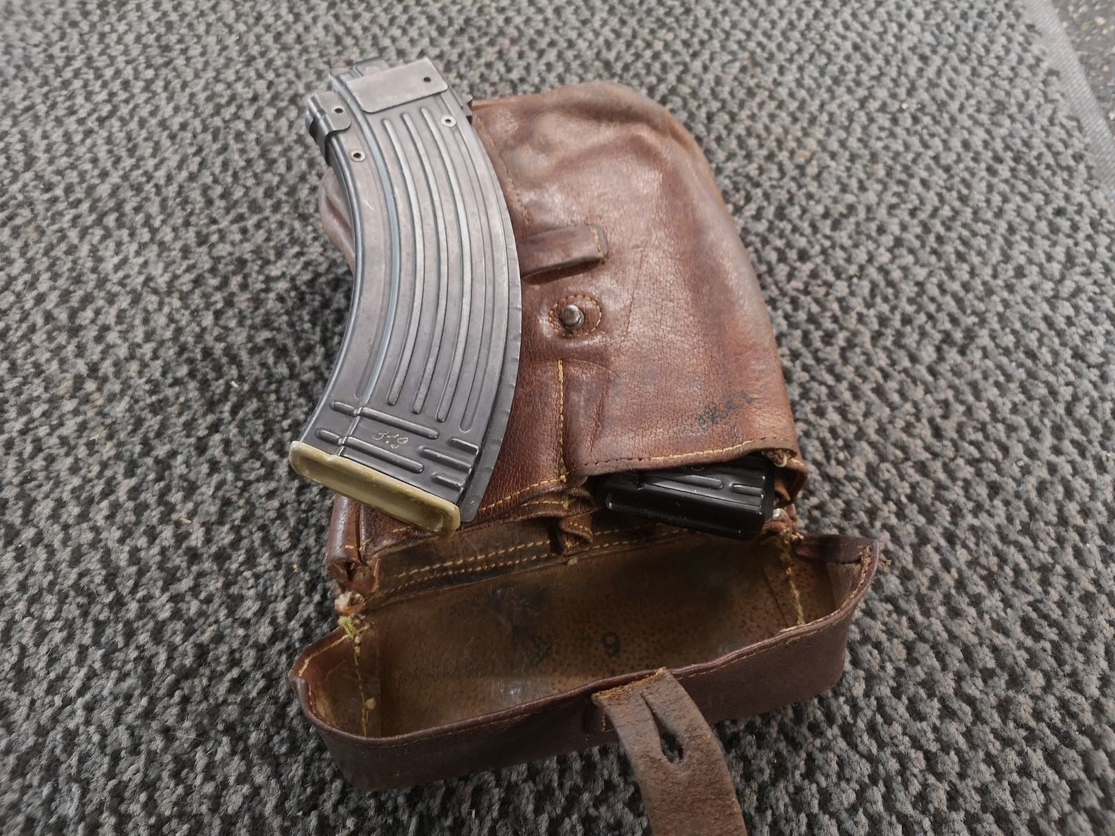 AK Leder Magazintasche