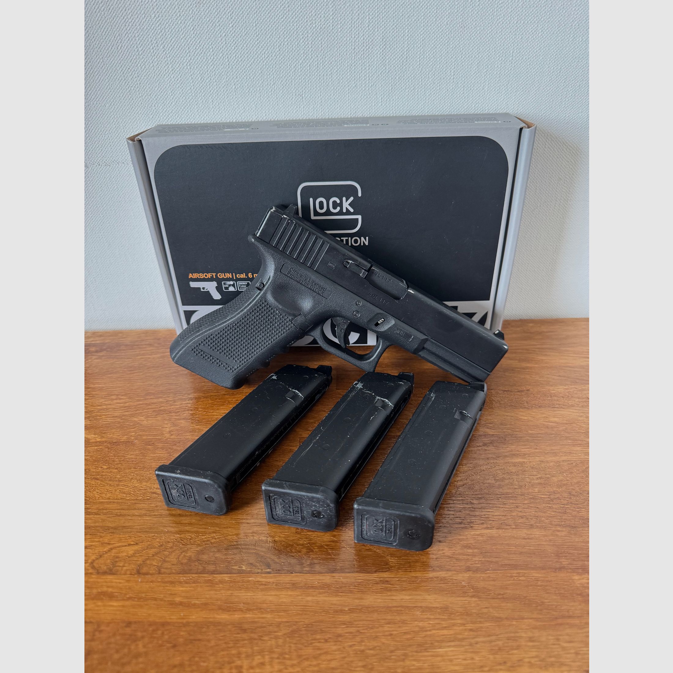 VFC Glock 17 GBB Gen 4 – Top Zustand – inkl. 3 Magazine & OVP 