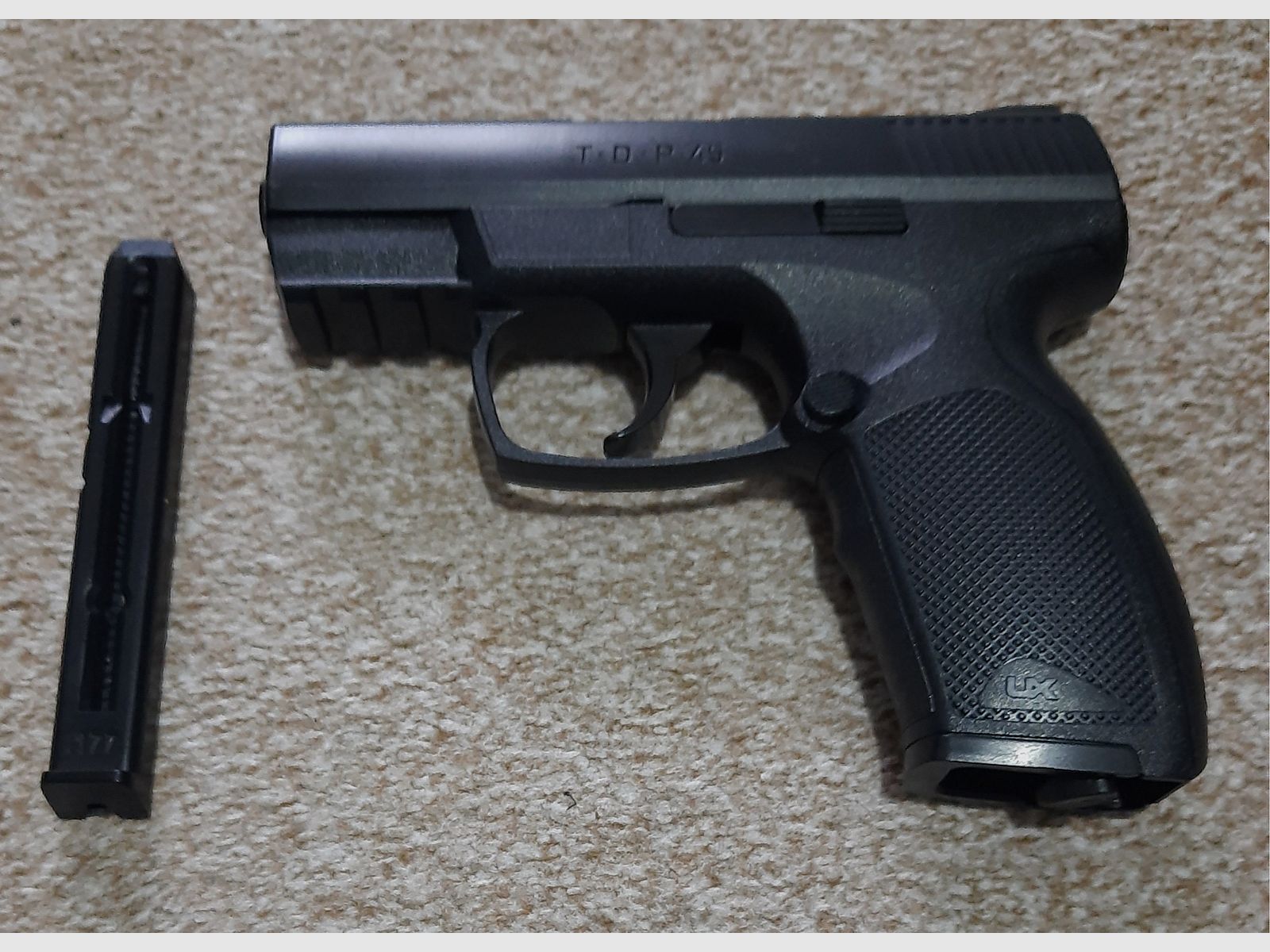 UX CO² Pistole Tactical Defence 45 TPD