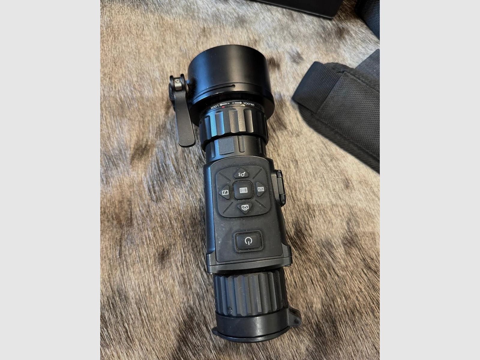 HikMicro Thunder TH35PC 2.0 thermal imaging device