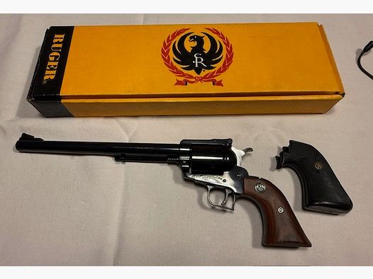 RUGER NEUES MODELL SUPER BLACKHAWK. 10,5" Lauf. 44 mag