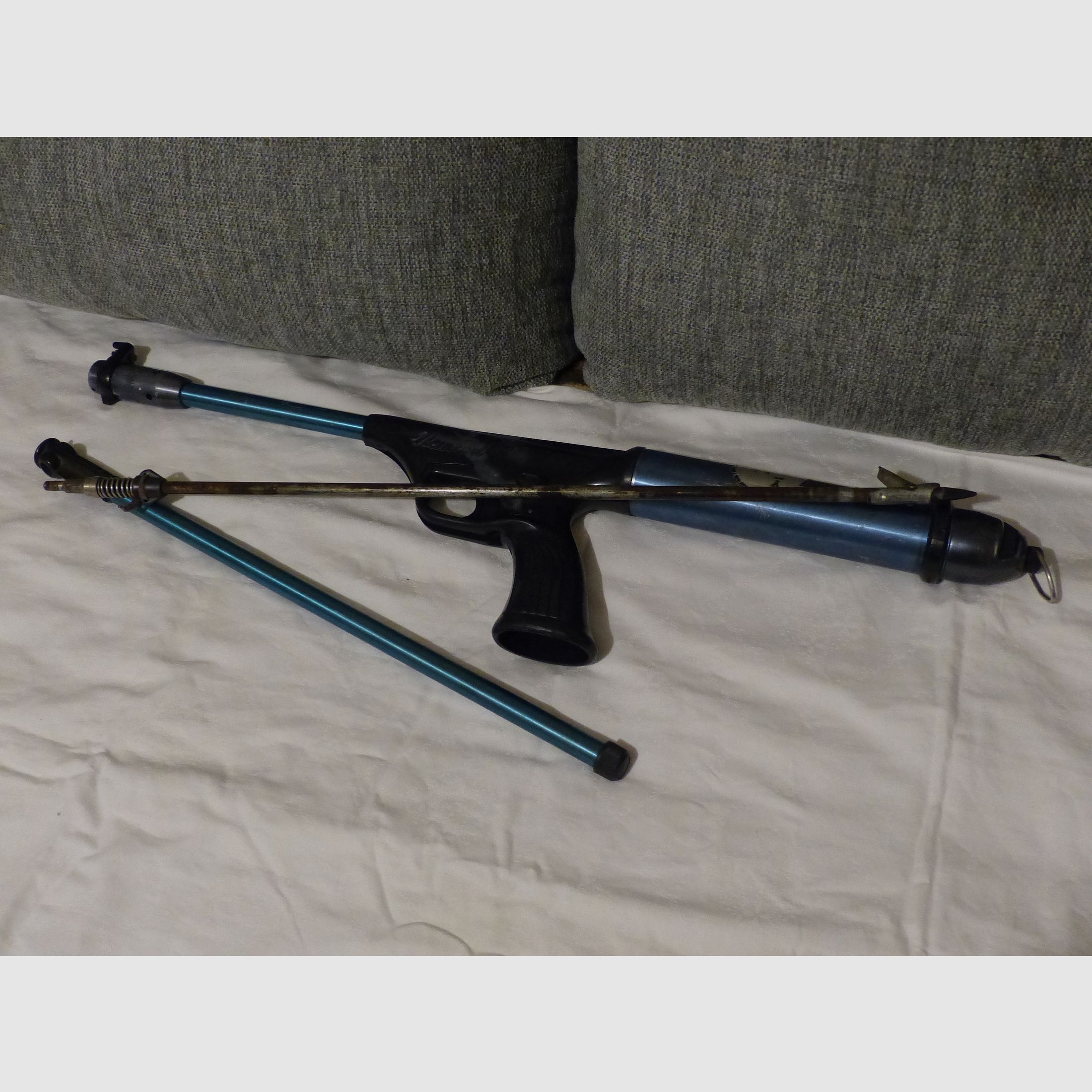 Harpune Speargun Spear Gun Nemrod Clipper mit Speer und Luftpumpe 60er James Bond 007 vintage
