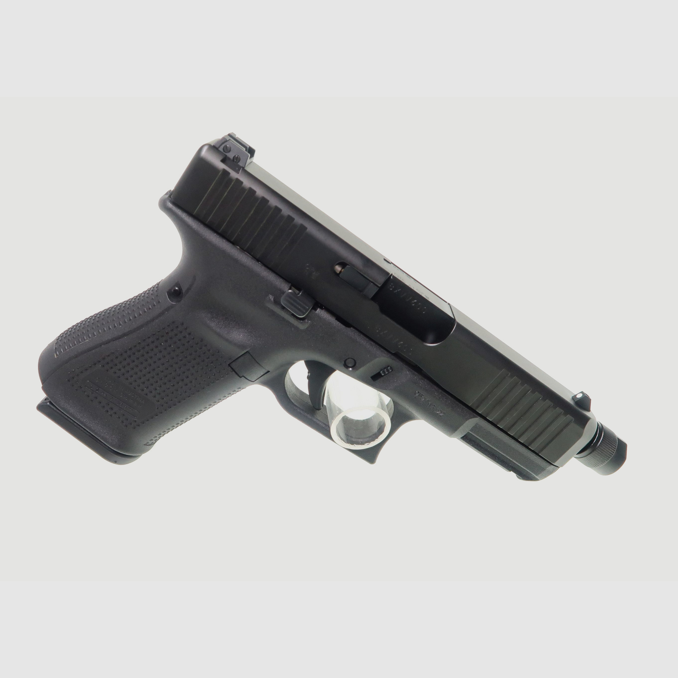 Glock 19 Gen.5 9mm Luger with thread