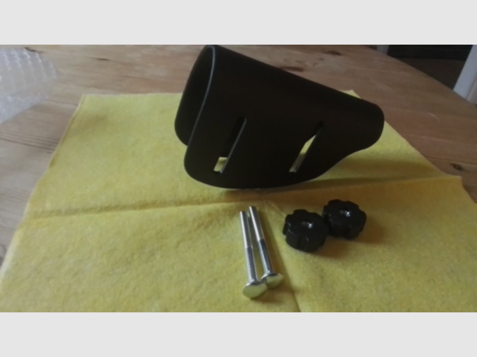 Regulowana podnóżek kolby