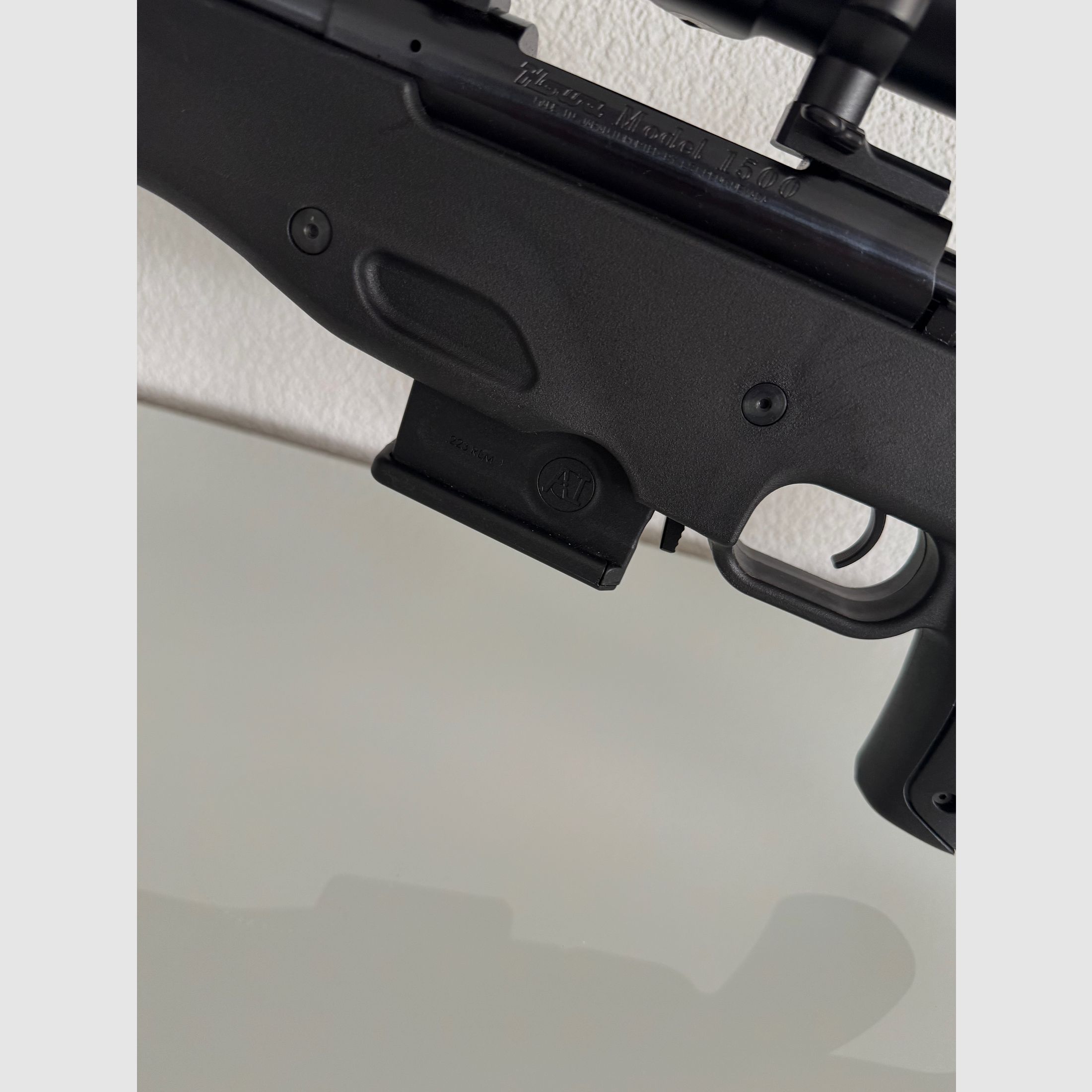 Howa 1500 .223 Rem mit Mündungsbremse und Zweibein Roedale Precison Schaft 
