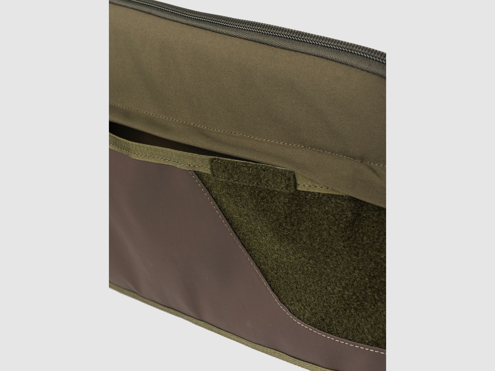 Beretta Kratz-und wasserfestes Karabinerfutteral Black Boar 129cm Moosgrün und Ebenholz