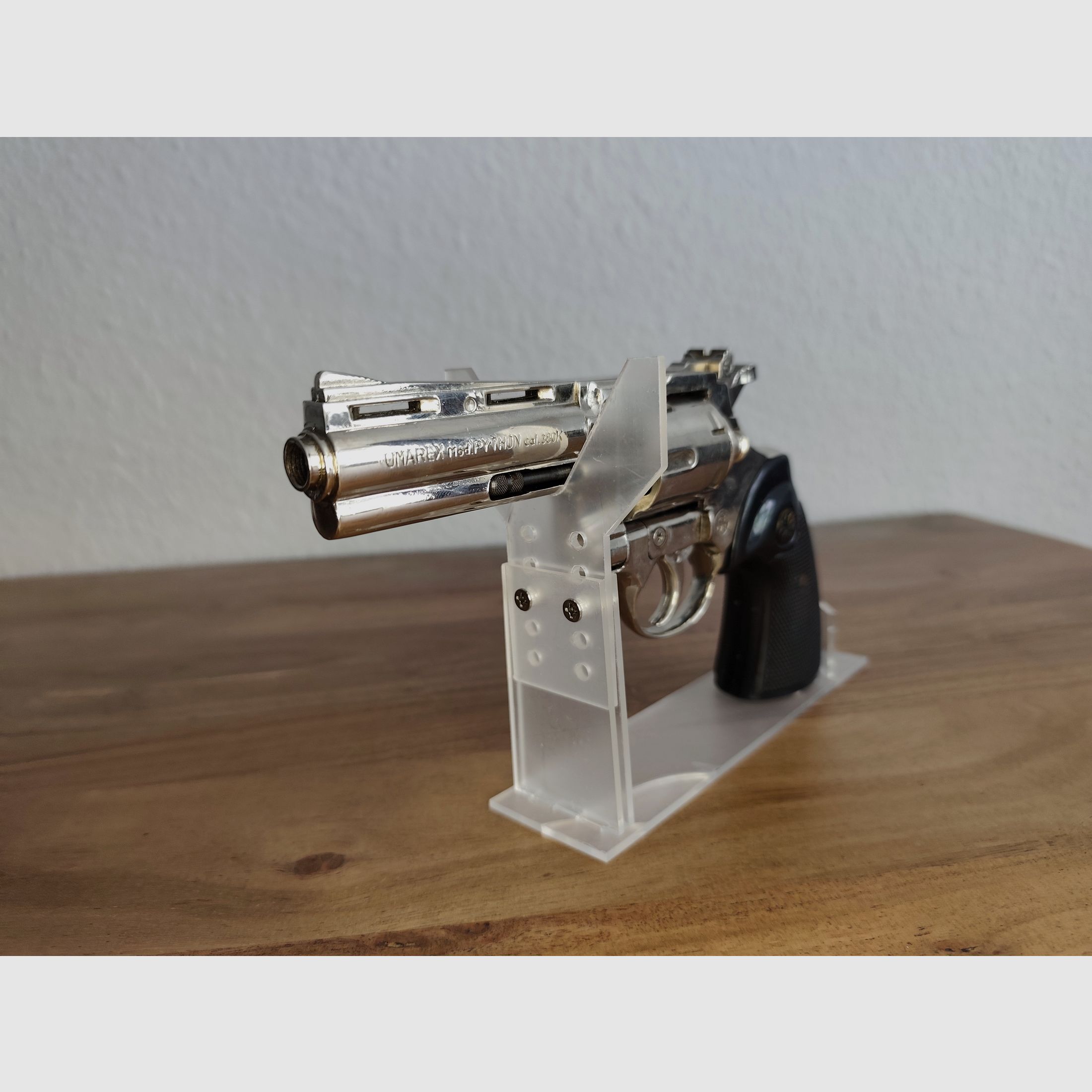 UMAREX Python 9mm R    !!!Defekt an Bastler kleine Feder gebrochen!!!