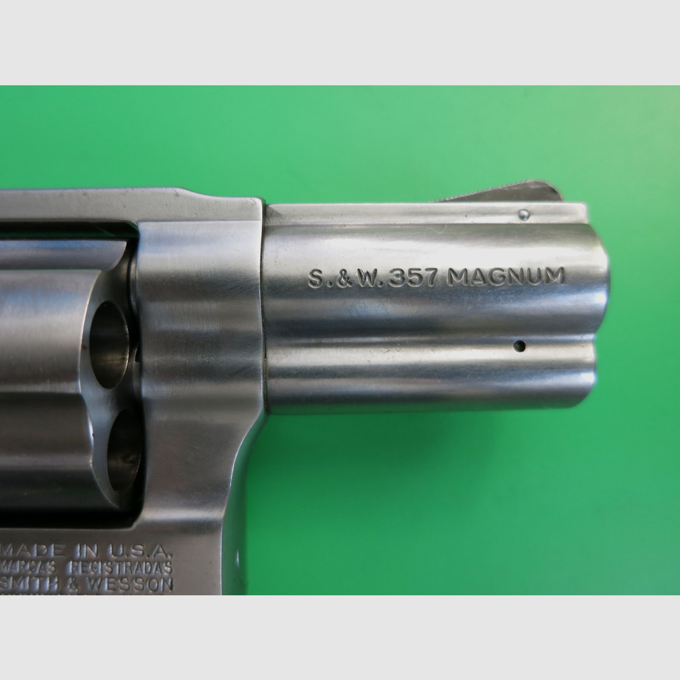 Revolver Smith&Wesson Mod. 60-90, .357 Magnum, 2,15" Lauf, stainless "Lady Smith"   #81