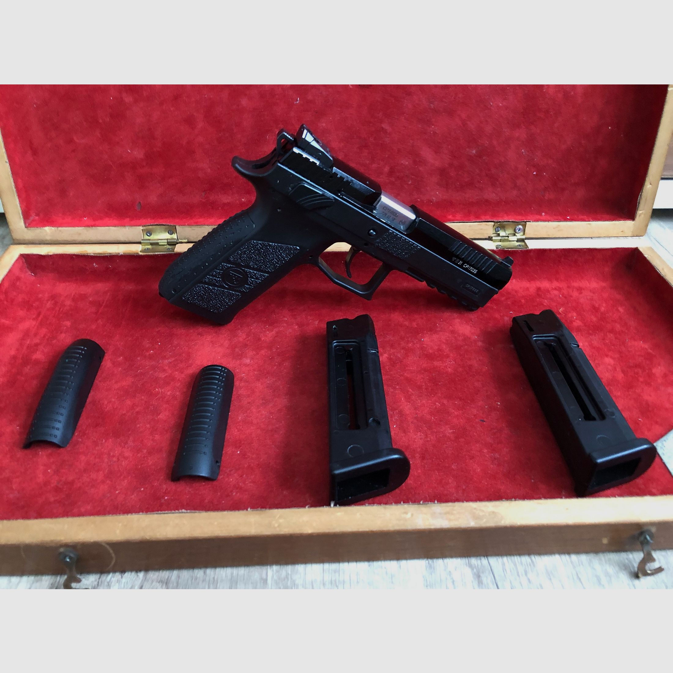 <CZ-P09 Kleinkaliber 22 lfB>