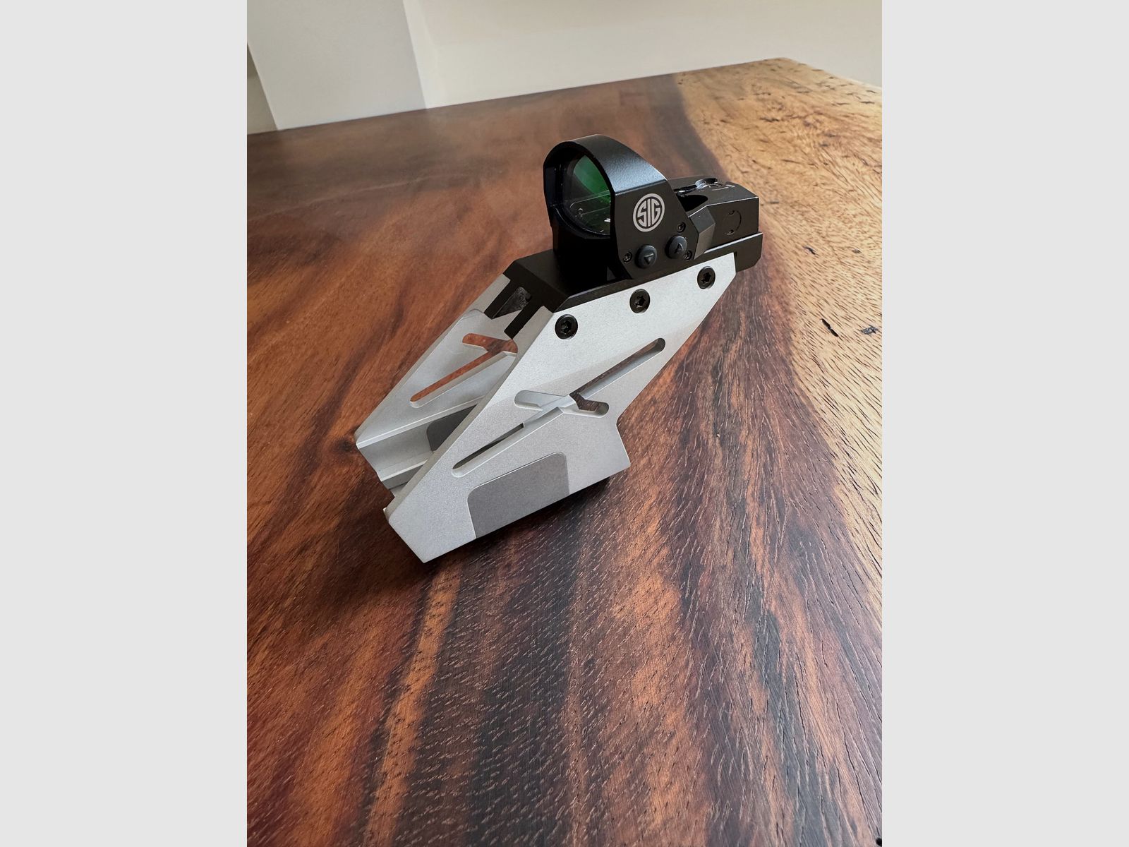 Visor de punto rojo X-Mount para la serie X de Sig Sauer fabricado en Alemania con Romeo1