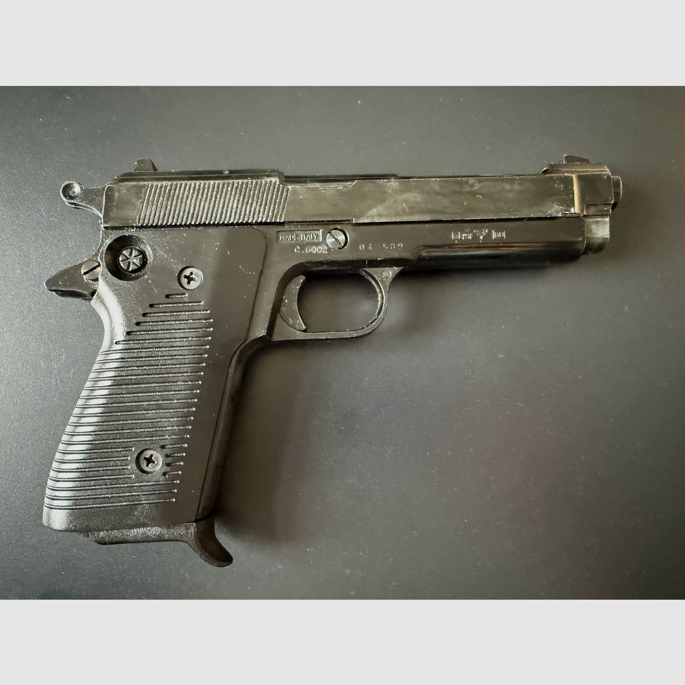 UMAREX Brigadier Cal. 8 Knall/blanc Schreckschusspistole