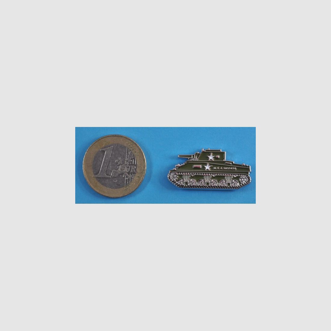 US-Panzer Sherman M4 als Metall-Anstecker